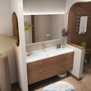 Moderno botiquín con tecnología de espejo antivaho y cuatro estantes ajustables para artículos de baño esenciales - Product Image 2