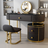 Ensemble de coiffeuse de chambre à coucher modulaire en bois massif de style européen moderne avec miroir éclairé réglable, tabouret rembourré et rangement, écologique, pour hôtel