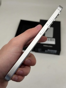 Venta al por Mayor Sam Gala//xy S24+ 5G 6.7" QHD+ 120Hz AMOLED 50MP OIS 12GB 256GB 4900mAh 45W S24+ para Negocios IP68 Desbloqueado de Fábrica - Product Image 4