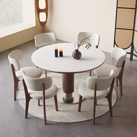 Ensemble de salle à manger d'hôtel de luxe moderne, 4 places, couleur bois naturel, table ronde en pierre frittée, chaises en bois massif