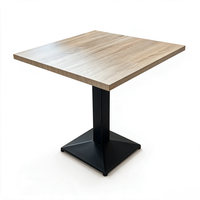 Table à manger moderne et simple en panneaux de mélamine avec base en métal, table multifonctionnelle pour salle à manger, table de restaurant commerciale