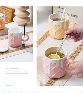 Mug à café en porcelaine crème avec couvercle et cuillère 420 ml, design écologique - Product Image 5
