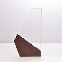 Trophée en verre cristal personnalisé pour le sport avec base en bois personnalisée, gravure sur mesure écologique, nouvelle forme de récompense