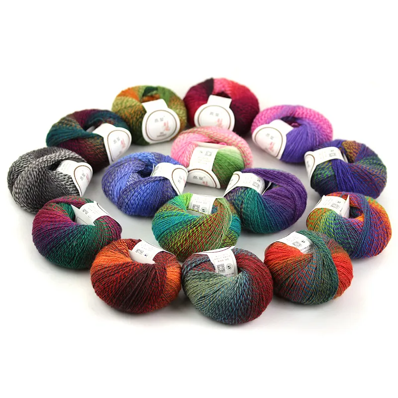 Benang wol nilon lembut multiwarna, benang wol mewah warna gradien campur/anti-pilling, benang Crochet berbulu lembut mewah untuk sweater