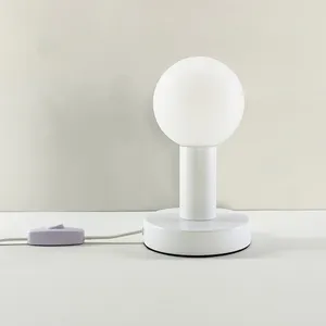 Lampada Base in plastica lampade da tavolo classiche da comodino di fascia alta con decorazione bianca calda per ufficio