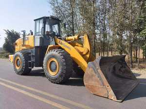 รถตักล้อยางขนาดเล็ก 855N เครื่องยนต์ Weichai รับน้ำหนัก 5 ตัน อุปกรณ์ก่อสร้างมือสอง รุ่นปี 2019 ใช้งาน 2000-4000 ชั่วโมง - Product Image 3