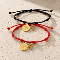 Bracelet porte-bonheur Go2boho avec médaille croix plaqué or 18 carats, cordon en nylon rouge et noir, cadeau religieux catholique, bijoux unisexe