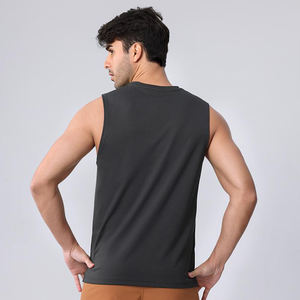 Camiseta sin mangas ultraligera sin costuras con corte láser para mujer, camiseta de secado rápido para correr y gimnasio - Product Image 1