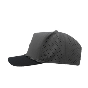 Gorra de Golf Personalizada OEM con Malla Perforada, Logotipo, 5 Paneles, Visera Ligeramente Curvada, Cierre a Presión, Parche de Goma Impermeable - Product Image 3
