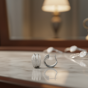 Orecchini a Cerchio di Lusso in Oro Bianco, Argento 925 con Cristalli e Strass, Design Geometrico per Uso Quotidiano Femminile - Product Image 2