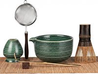 Coffret cadeau Matcha - Ensemble de fouets à Matcha 7 pièces avec fouet en bambou (Chasen), bol en céramique et accessoires pour la cérémonie du thé, ou pour un cadeau de pendaison de crémaillère