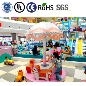 Aire de jeux intérieure pour enfants, thème couleurs douces, avec château gonflable, toboggan et piscine à balles - Product Image 4