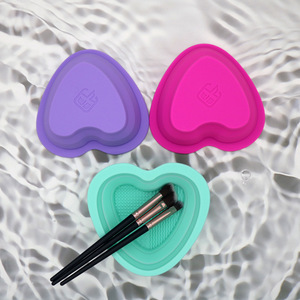 Foldable <b>Silicone</b> Makeup Brush Cleaner Bowl Cleaning Mat Pad Eco-Friendly Cosmetic Washing Beauty <b>Tool</b> for Brushes Home Use - Product Image 2