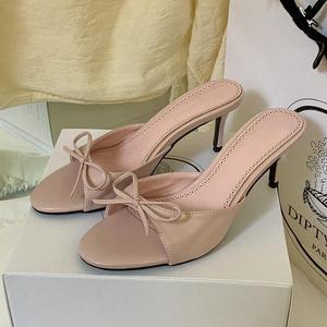 Chaussures de mariée Mary Jane françaises pour femmes, collection automne-été 2026, à talon carré, respirantes, à brides croisées, antidérapantes, en cuir véritable - Product Image 4