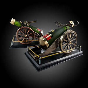 Louis XVIII geformte <span class=keywords><strong>Auto</strong></span> XO Flasche flüssige Parfüm Kanone Stil <span class=keywords><strong>Auto</strong></span> Luft verteiler Aroma Zubehör <span class=keywords><strong>Auto</strong></span> Lufter frischer <span class=keywords><strong>Auto</strong></span> Duft - Product Image 2