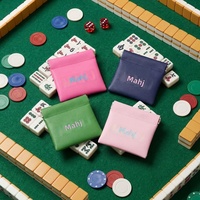 Pochette à dés de Mahjong en cuir moderne et minimaliste avec fermeture à bouton-pression automatique, mini-sac portable pour accessoires de jeux de cartes de score, cadeau