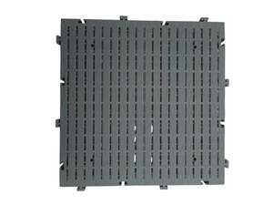 Dalles de <span class=keywords><strong>sol</strong></span> en vinyle plastique autobloquantes antidérapantes et résistantes sont utilisées pour le lavage de voitures dans le garage. - Product Image 3