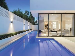Dalles de sol extérieures en pierre naturelle UnionStone, pierre calcaire beige Myra, finition polie, pour villa, piscine - Product Image 2