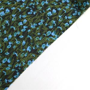 New Arrival hoa kỹ thuật số printing100 % <span class=keywords><strong>Polyester</strong></span> hoa yoryu nhăn crepe chiffon <span class=keywords><strong>georgette</strong></span> cho hàng may mặc ăn mặc Vải - Product Image 2