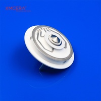 Qu'est-ce qu'une plaque à orifices en céramique pour spectromètre de masse et comment contrôle-t-elle le potentiel de déclustering (DP) ?