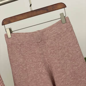 طقم سويتر نسائي فاخر ناعم بياقة من فرو الثعلب الحقيقي سروال خريفي بأرجل واسعة من قطعتين بالجملة مع غطاء رأس - Product Image 4