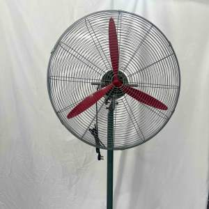 Ventilador Industrial de Pie para Exteriores de 30 Pulgadas, Resistente, con Aspas de Aluminio, Marco de Hierro Fundido y 3 Velocidades - Product Image 2