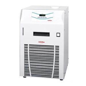 เครื่องทำความเย็นแบบหมุนเวียนขนาดกะทัดรัด Julabo F1000 (กรุณาติดต่อเราเพื่อขอใบเสนอราคาที่ดีที่สุดและยืนยันเวลาจัดส่ง) - Product Image 3