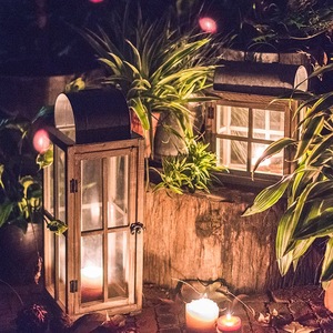 <span class=keywords><strong>Bougeoir</strong></span> en fer <span class=keywords><strong>Art</strong></span> déco rétro avec lanterne en bois et verre pour la décoration intérieure dans le jardin, la cour et la lampe à vent nostalgique - Product Image 5