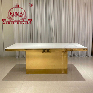 Juego de mesa y sillas de buffet de mobiliario de comedor de Hotel Estrella hecho a medida - Product Image 3