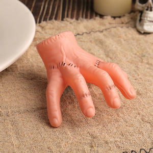 Clip à cheveux inspiré d'Halloween, <span class=keywords><strong>main</strong></span> coupée d'<span class=keywords><strong>Addams</strong></span> Wednesday, accessoire <span class=keywords><strong>de</strong></span> costume effrayant, accessoire <span class=keywords><strong>de</strong></span> fête, lumière LED en plastique - Product Image 3