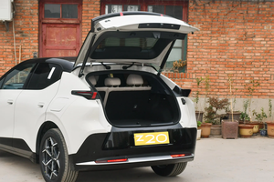 2024 Precio barato <span class=keywords><strong>Lynk</strong></span> <span class=keywords><strong>Co</strong></span> Z20 530km de largo alcance Max RWD Pequeño coche eléctrico híbrido 5 puertas 5 asientos SUV compacto familiar de Geely - Product Image 6