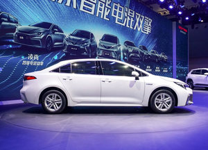 2023 GAC T OYOTA-Lingshang bimotore 2.0L <span class=keywords><strong>Leader</strong></span> nuova condizione macchina fotografica automatica posteriore per auto ACC Cruise Euro VI FWD R16 auto in tessuto ev - Product Image 6