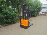 Gerbeur compact pour entrepôt à allées étroites et remise en état des rayonnages, chariot élévateur électrique 1500 kg
