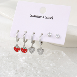 ต่างหูสแตนเลส - ส่งตรงจากยุโรปไปอเมริกา ประดับด้วยรูปหัวใจสตรอว์เบอร์รีและต่างหูทรงกลมประดับเพชรซิร์โคเนียม - Product Image 4