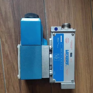 Válvula Proporcional Vickers KBDG5V 5 33CB0N E M2 PE7 H1 10 Control Electromagnético Hidráulico para Aceite Hidráulico - Product Image 4