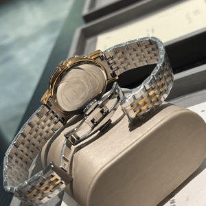 Montre de luxe avancée à quartz 40 mm avec verre saphir, index diamantés, bracelet en acier inoxydable et bracelet en crocodile Longinesing - Product Image 5