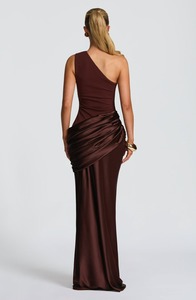 <span class=keywords><strong>Robe</strong></span> longue plissée <span class=keywords><strong>chic</strong></span> asymétrique pour femme, sexy et élégante, en satin, pour <span class=keywords><strong>soirée</strong></span>, anniversaire ou fête, vente en gros - Product Image 4