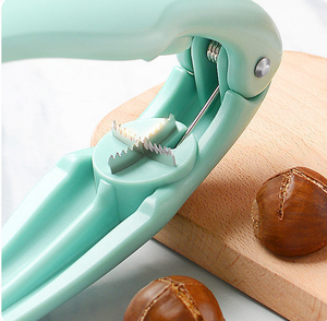 Éplucheur de châtaignes Coupe-châtaignes Pince à châtaignes <span class=keywords><strong>Casse</strong></span>-noisette <span class=keywords><strong>Ouvre</strong></span>-châtaignes Clip Éplucheur Outils de cuisine <span class=keywords><strong>Ouvre</strong></span>-fruits secs - Product Image 3