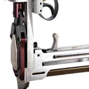 Outil à main pneumatique de pince <span class=keywords><strong>d</strong></span>'anneau du pistolet HR22 <span class=keywords><strong>D</strong></span> <span class=keywords><strong>d</strong></span>'anneau de porc pour la structure meshy - Product Image 4