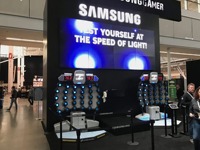 Équipement de jeu interactif OEM de réaction à la vitesse de la lumière pour les centres d'arcade et les opérateurs de jeux commerciaux