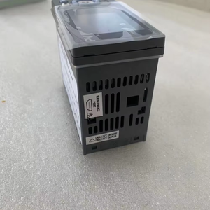 Japan YOKOGAWA Digital <b>Temperature</b> <b>Controller</b> UM33A-000-11 with Alarms 1 Year Warranty - Product Image 2