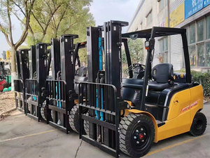 Goedkope Fabriek Japan Motor Interne Verbranding Tweede Hand Truck 2 Ton Diesel Vorkheftruck Gebruikte Diesel Heftruck Prijs Te Koop - Product Image 6