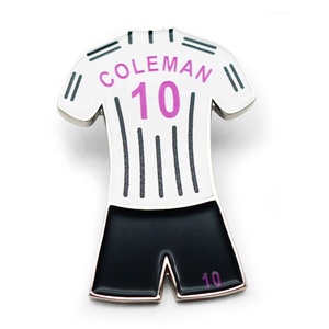 Camisetas de fútbol de la Liga de Campeones con pines esmaltados insignias broche de equipo de Jersey de moda - Product Image 2