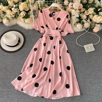 Offre Spéciale Femmes Classique Bandage Taille Mince Longueur De Plancher Robe Dot Imprimer Style Trompette À Manches Courtes Col En V Robes