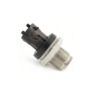 Sensor de Presión de Combustible Common Rail 0061533328 0281002691 0281002703 A0051535828 para Excavadora - Product Image 3