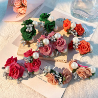 Vente en gros de boucles d'oreilles en tissu avec motif doux, bijoux tendances, boucles d'oreilles en forme de fleur et de perle pour femmes