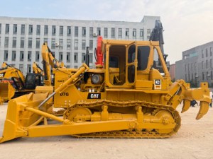 รถดันดิน CAT D7G มือสอง สภาพดี เหมาะสำหรับงานปรับระดับพื้นที่เกษตรกรรม และงานตักดินกลับด้าน - Product Image 4