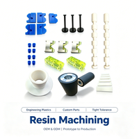 Pièces en POM bleu usinées sur commande par CNC, pinces et supports résistants à l'usure pour l'industrie et l'automobile