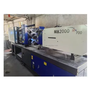 Macchina per lo stampaggio ad iniezione usata in fabbrica macchina per lo stampaggio di plastica haitiana da 200 tonnellate per macchinine