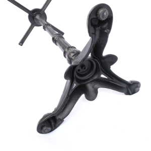 Gamba per Tavolo in Metallo, <span class=keywords><strong>Base</strong></span> a <span class=keywords><strong>3</strong></span> Gambe per Arredamento Ristorante, Tavolo in Ghisa Stile Bistrot Francese Nero Moderno Personalizzabile Supporto D470mm - Product Image 4
